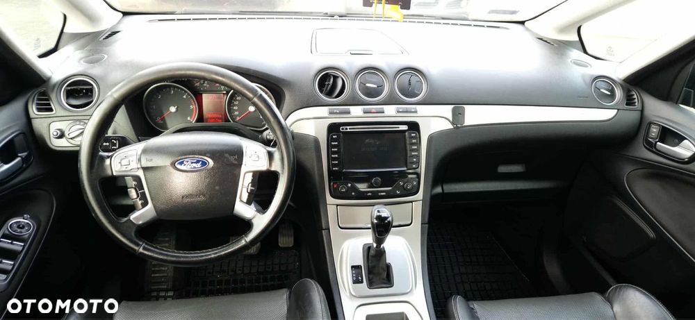 Ford S-Max - 7
