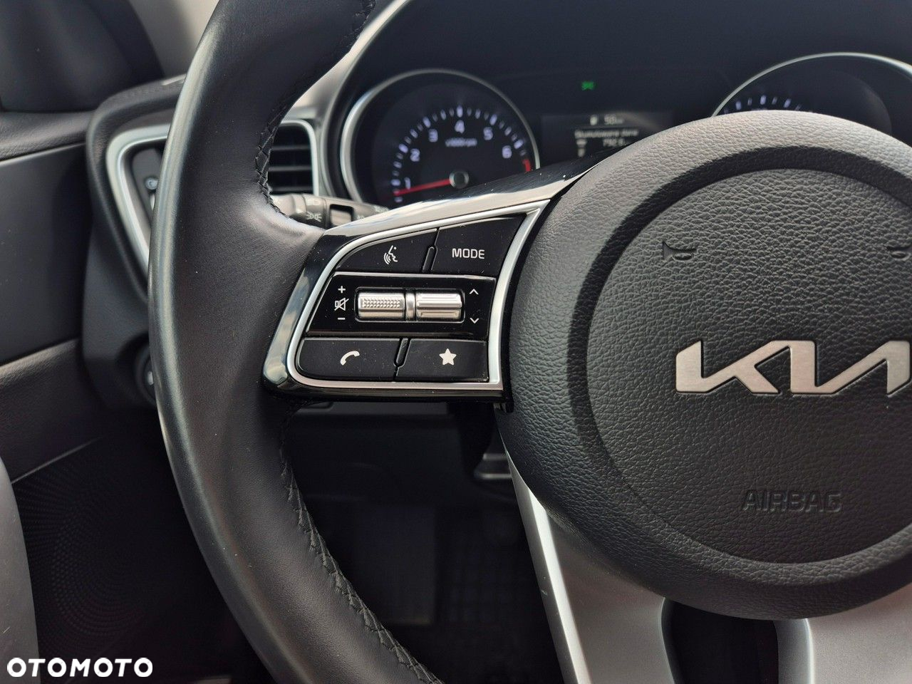 Kia XCeed - 22