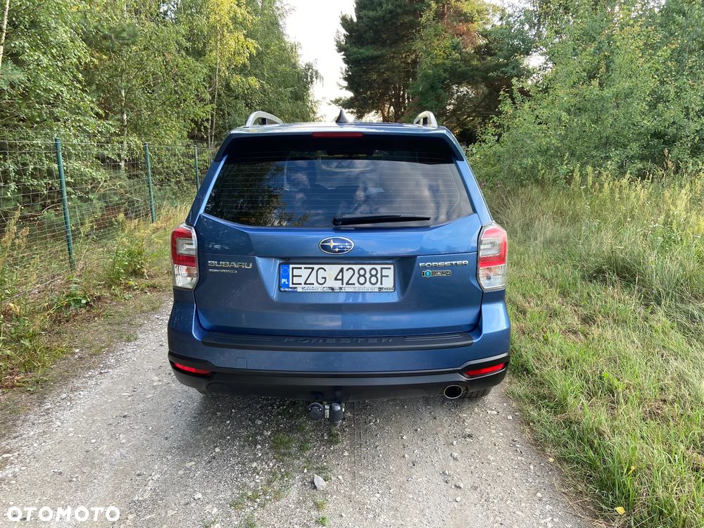 Subaru Forester 2.0 i Exclusive (EyeSight) Lineartronic - 8