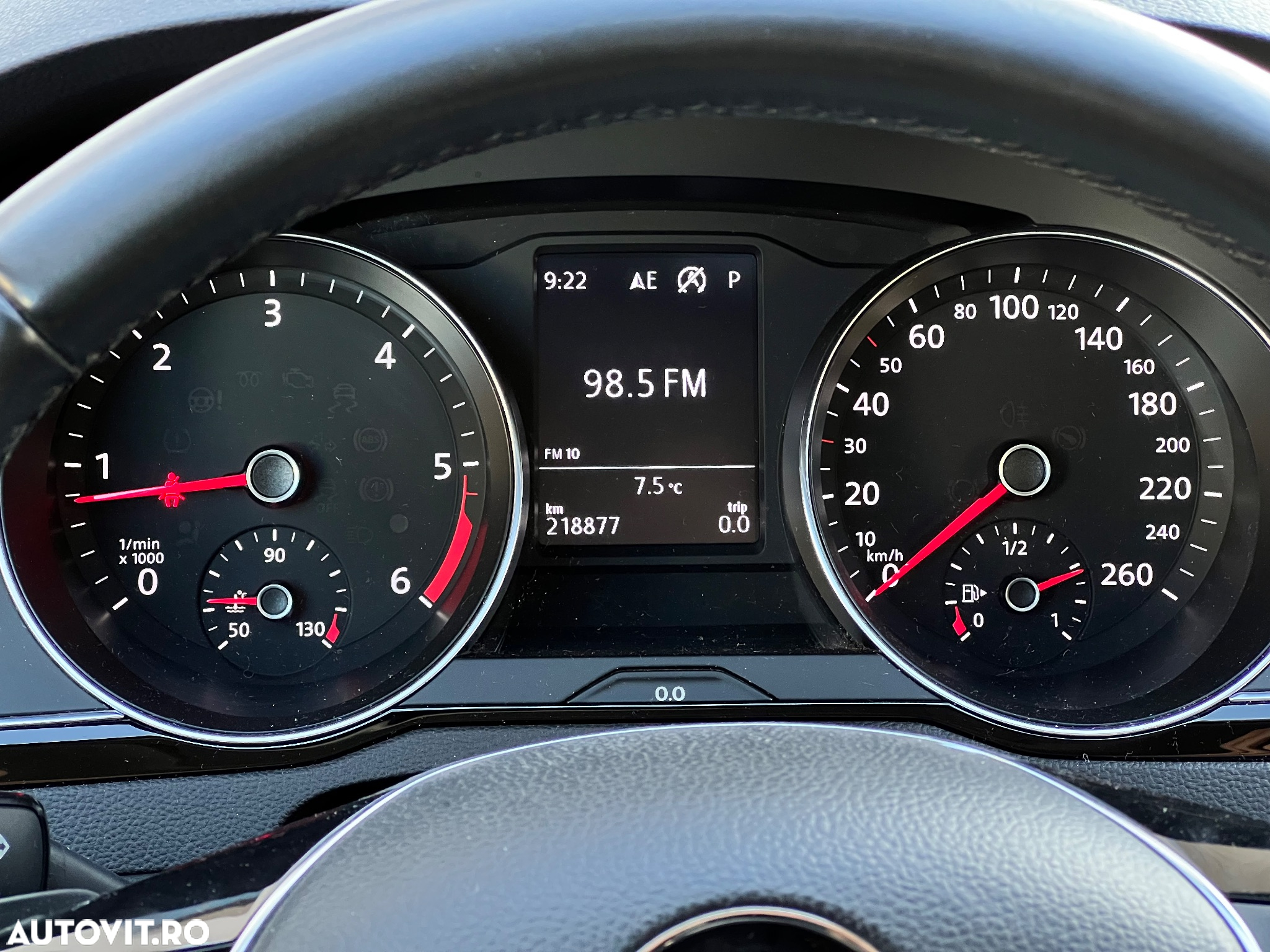 Volkswagen Passat - 27