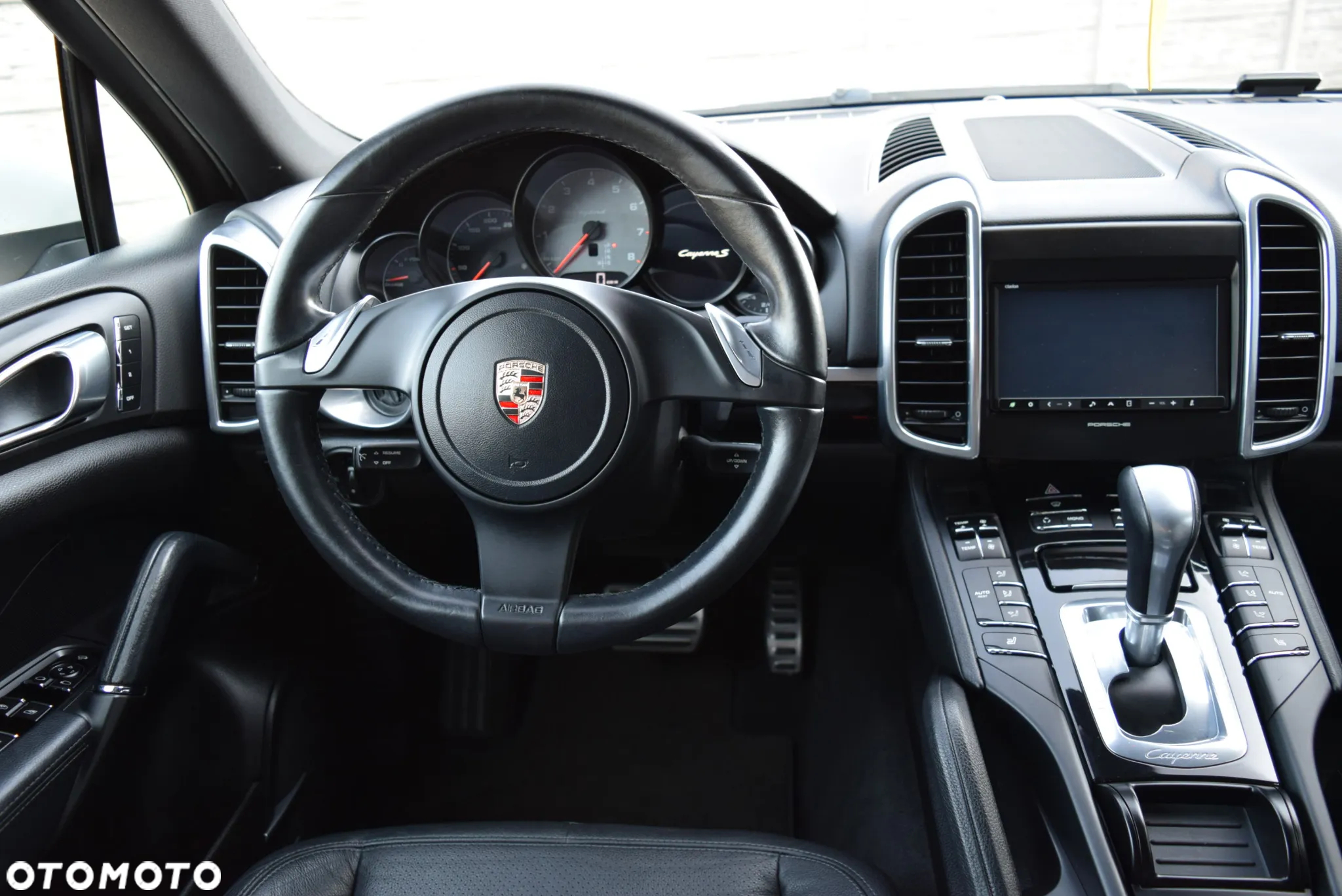 Porsche Cayenne S Hybrid - 16