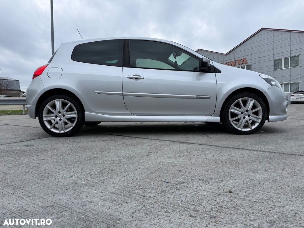 Renault Clio 1.6 16V 130 GT - 2