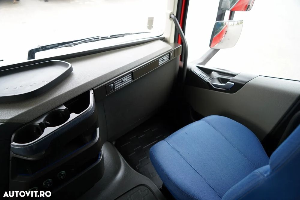 Volvo FH 460 / SOLO / I-SAVE / I-PARK COOL / PUNTE DE DIRECȚIE ȘI RIDICABILĂ / 2021 - 31