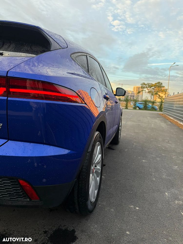 Jaguar E-Pace D180 AWD Aut. R-Dynamic SE - 10