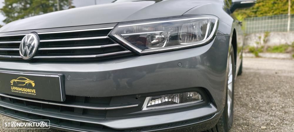VW Passat 1.6 TDI Confortline - 16
