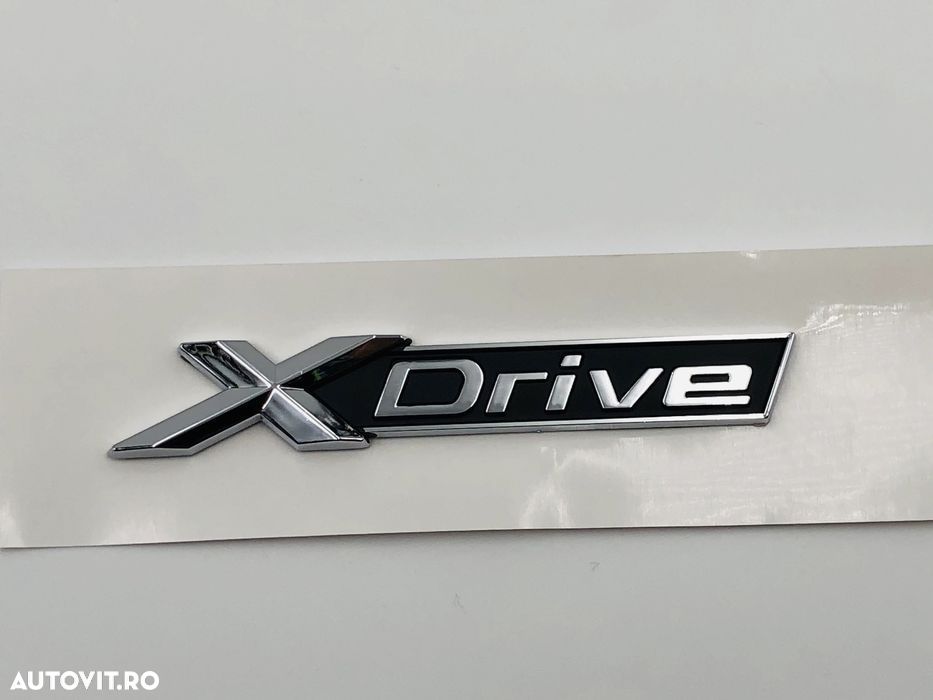 Emblema BMW X-drive model nou - 2