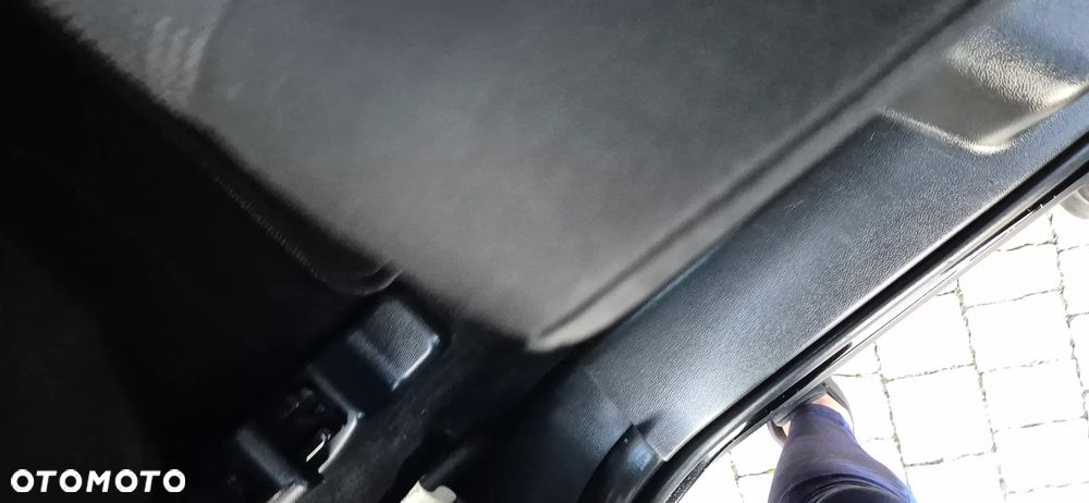 Mazda 5 2.0 Exclusive + - 22