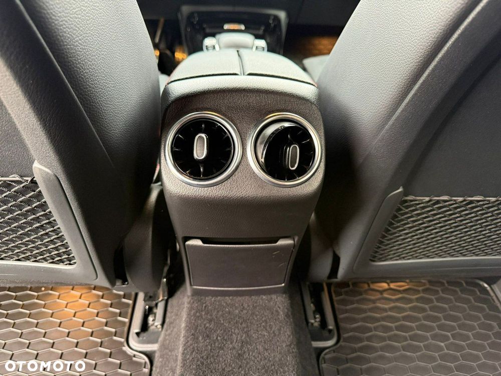 Mercedes-Benz Klasa A - 25