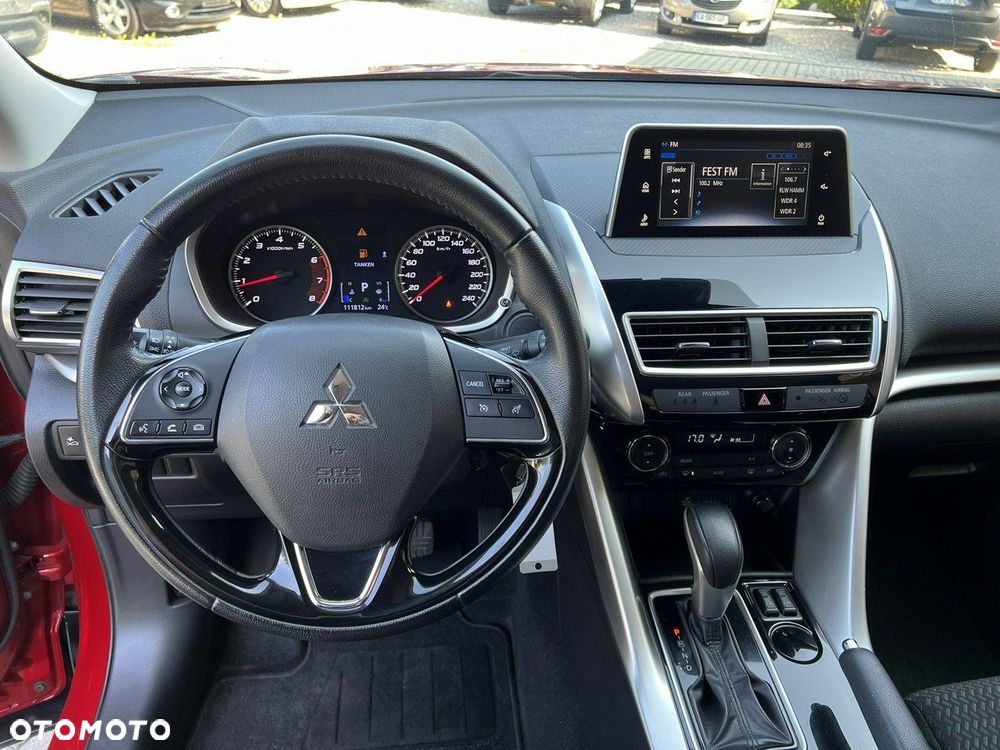 Mitsubishi Eclipse Cross - 13