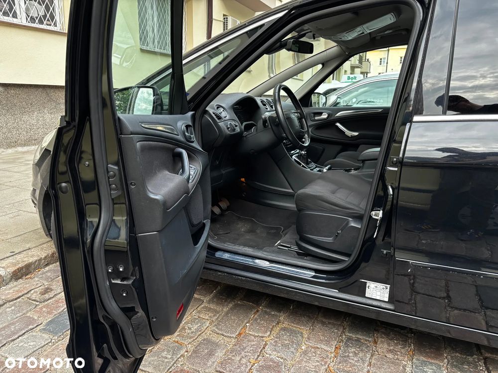 Ford S-Max 2.0 TDCi DPF Titanium - 12