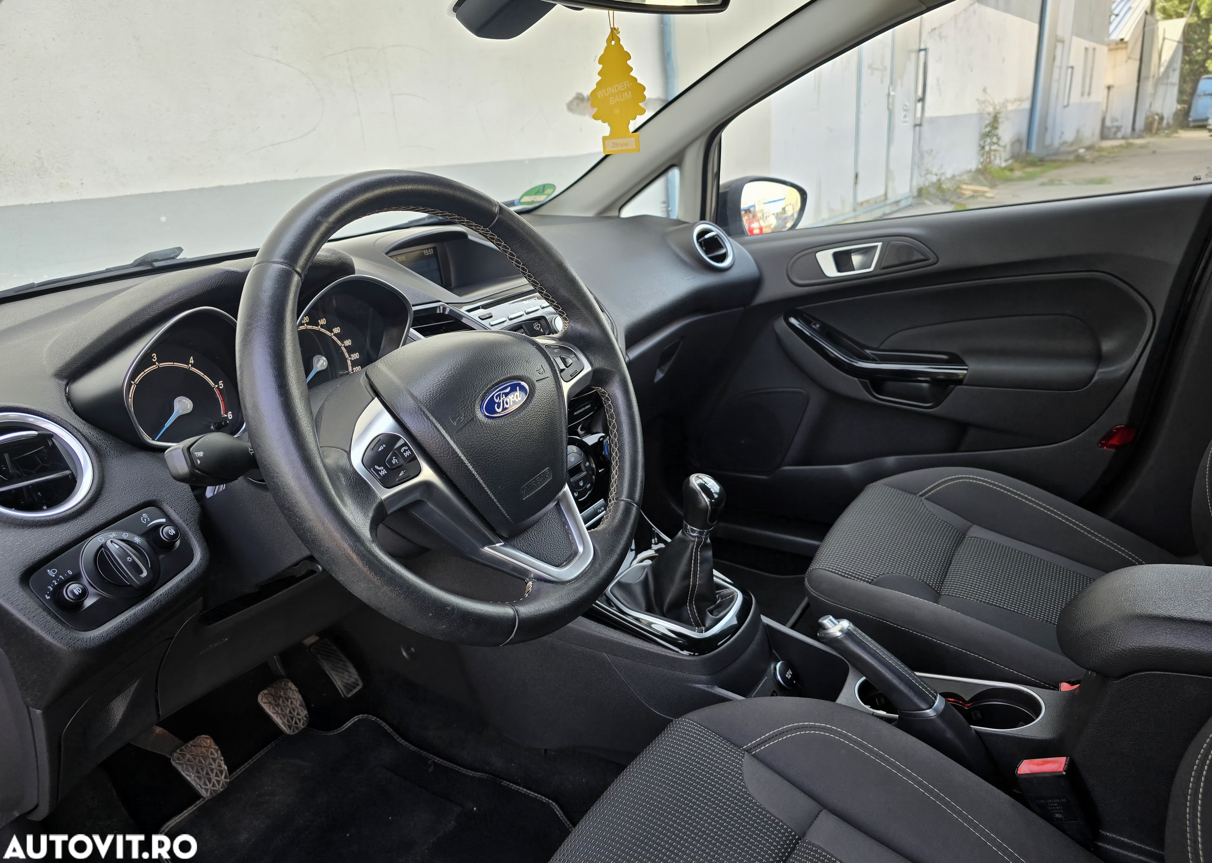Ford Fiesta 1.5 TDCi Titanium - 21