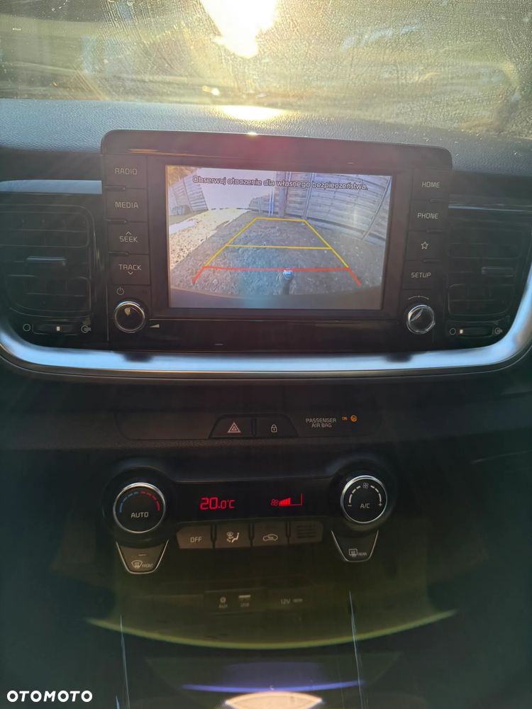 Kia Stonic 1.6 CRDi L - 11