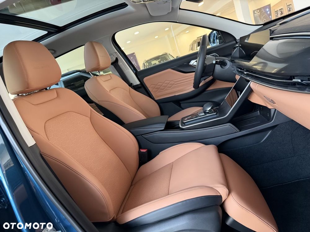 BAIC 7 1.5T Luxury DCT - 10