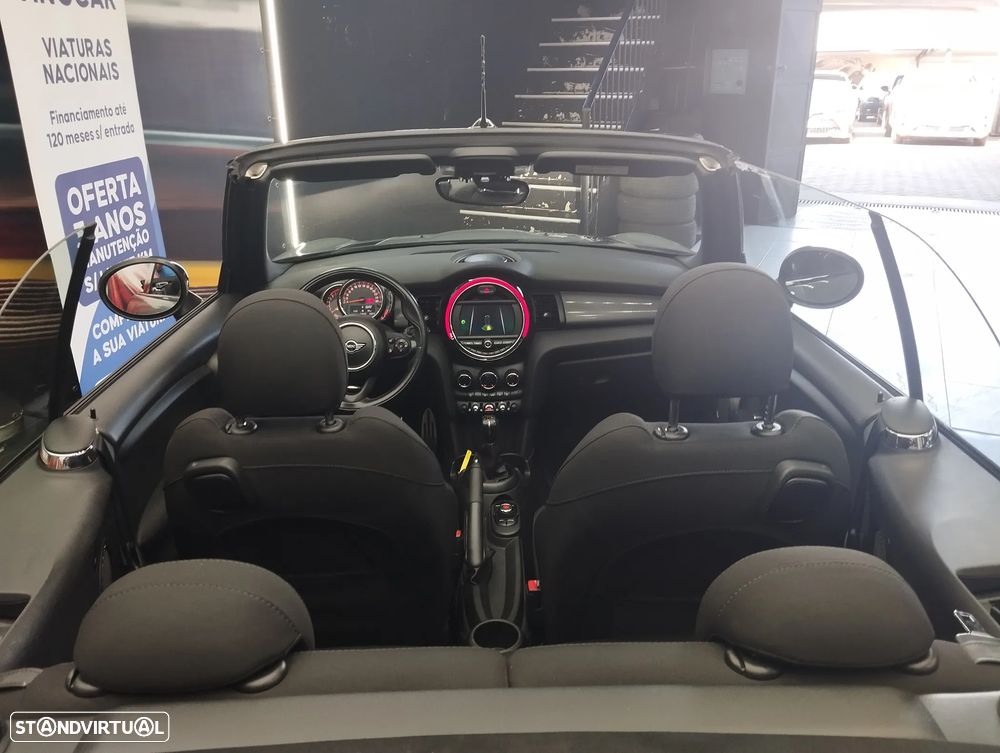 MINI Cabrio Cooper - 11