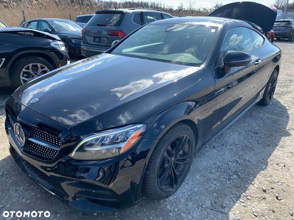 Mercedes-Benz Klasa C 300 4Matic 9G-TRONIC - 1
