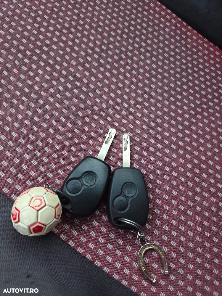 Renault Clio 1.5 dCi Grandtour Expression - 15