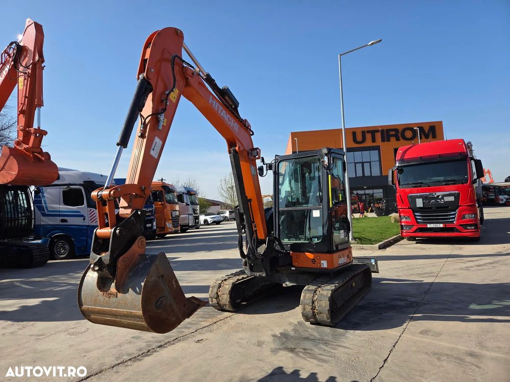 Hitachi 5,1tone, 2023/12, 2.229h, ZX48U-6, Adanc sapare 4m, CUPLA RAPIDA HIDRAULICA+3 CUPE, LAMA NIVELARE, Aer conditionat, inst picon pe brate, latime 2m, incarcarca 8x4, Antifurt, posibil leasing 4 ani, PROMOTIE 37900 EUR+Tva - 10