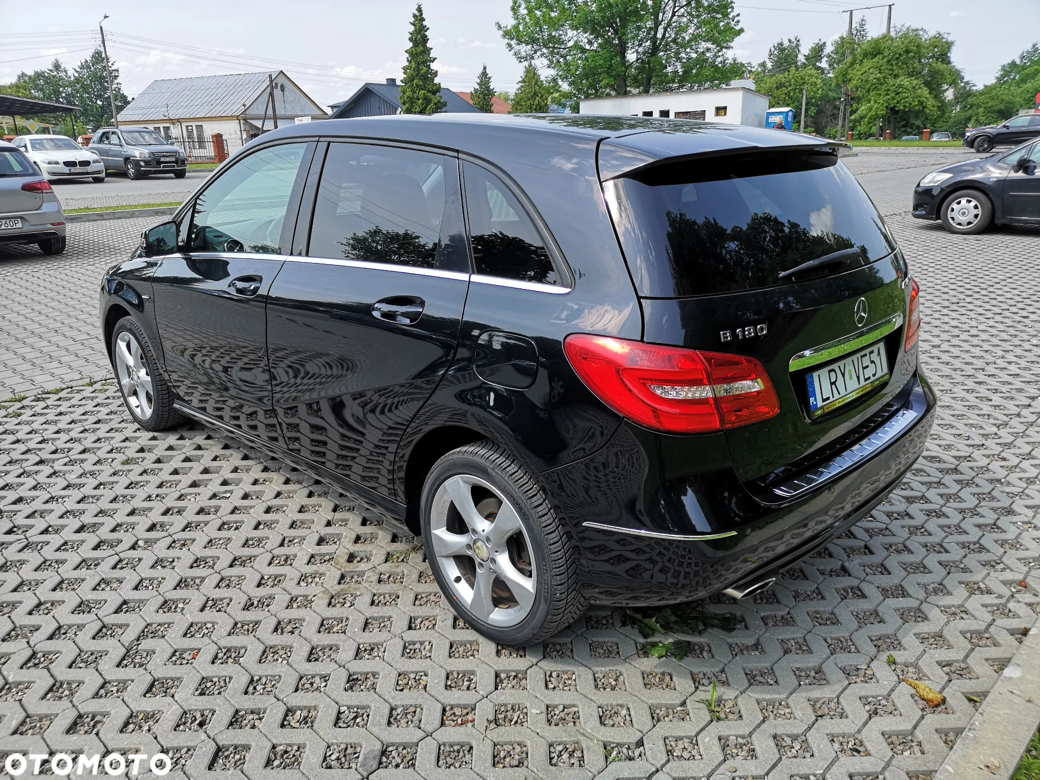 Mercedes-Benz Klasa B 180 AMG Line - 36