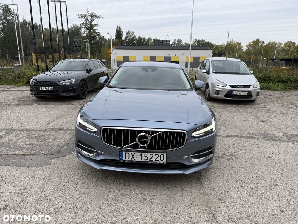 Volvo S90