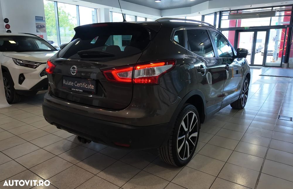 Nissan Qashqai 1.6 DCI Start/Stop 4X4-i Tekna - 6