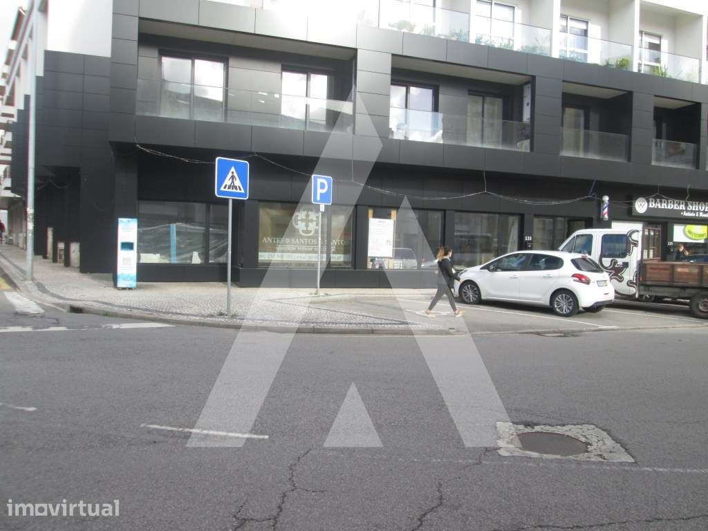 Loja licenciada para comércio e serviços, faz gaveto o que aumenta ... - Grande imagem: 2/13