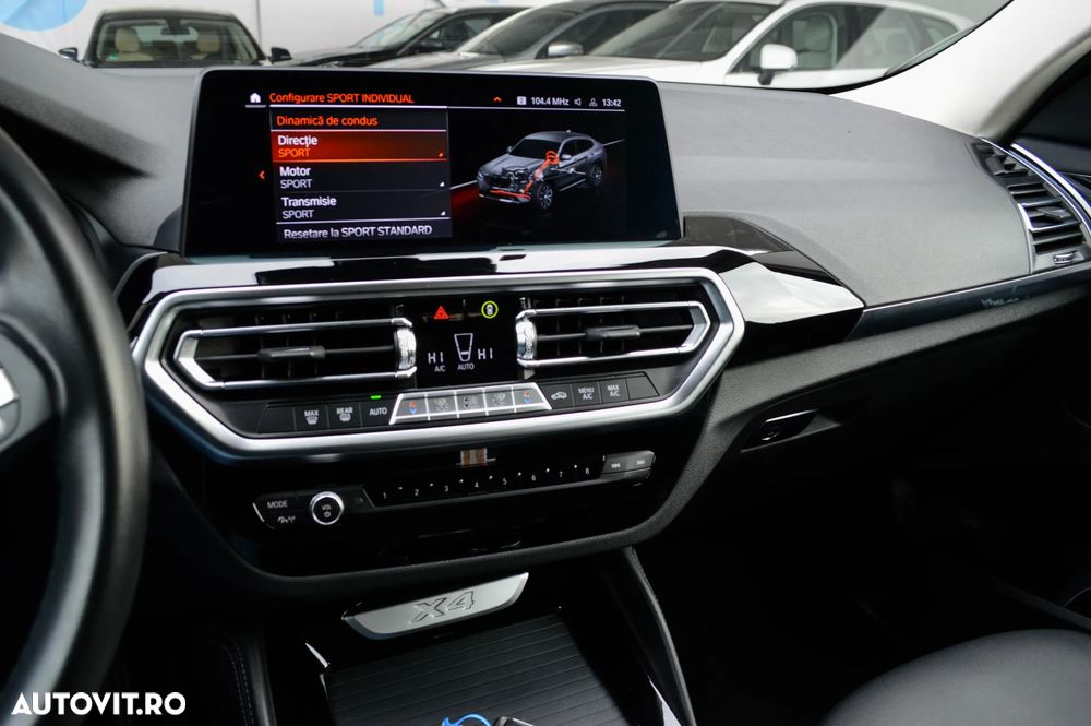 BMW X4 xDrive20d Aut. xLine - 32