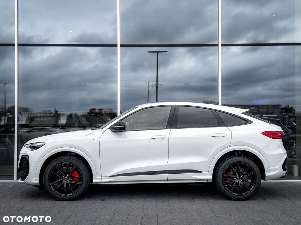 Audi Q5 Sportback - 5