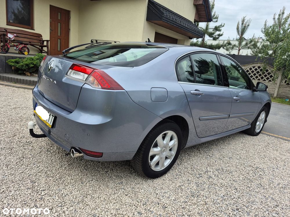 Renault Laguna dCi 150 FAP GT - 6