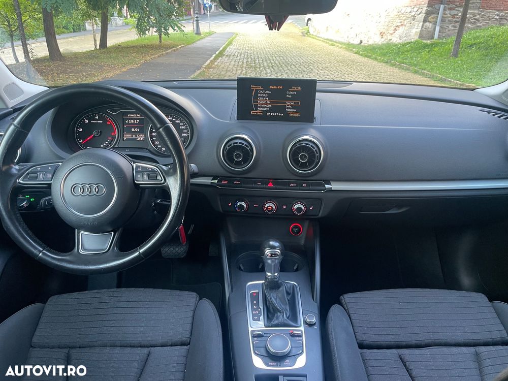 Audi A3 Sportback 1.6 TDI clean Stronic Ambition - 5