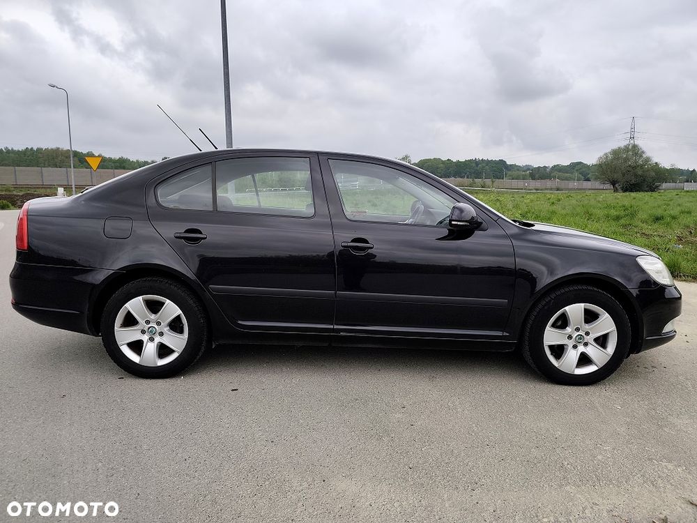 Skoda Octavia 2.0 TDI DPF Elegance - 6