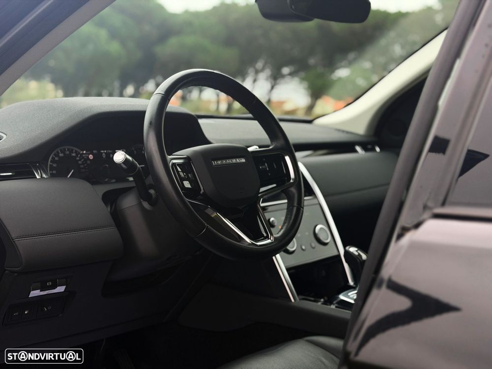 Land Rover Discovery Sport P300e Dynamic SE - 7