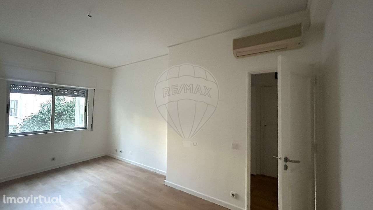 Apartamento T2 para arrendamento - Grande imagem: 3/28