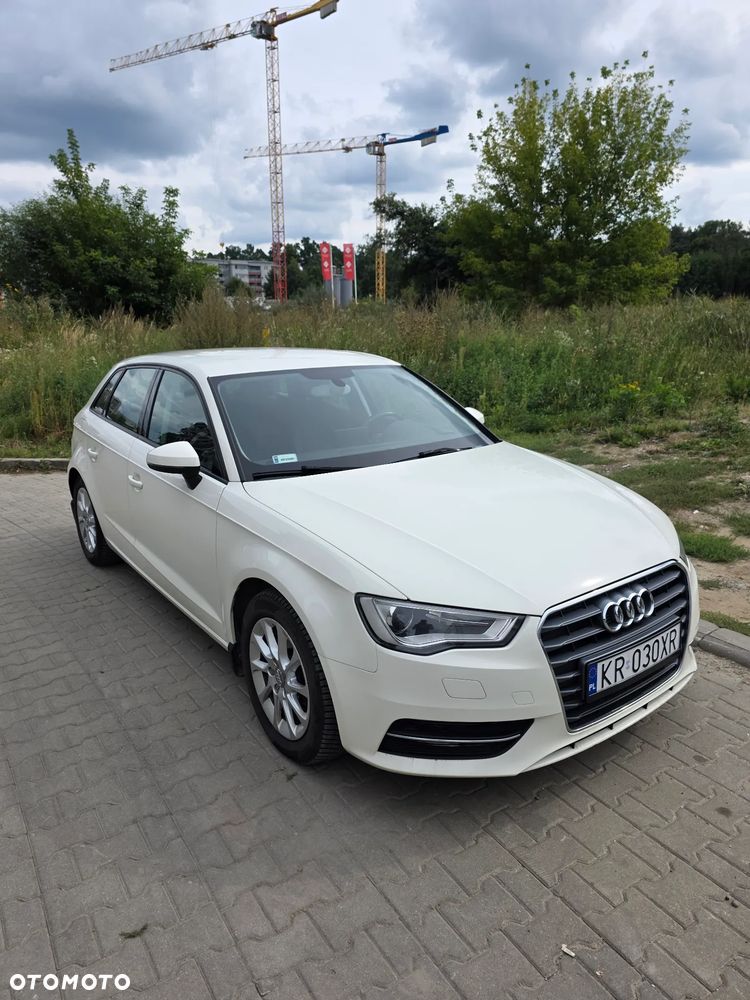 Audi A3 Sportback 2.0 TDI Attraction - 1