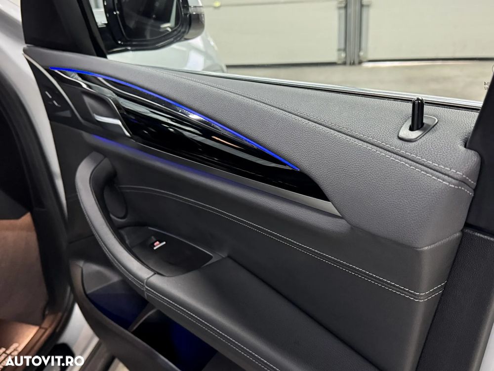 BMW X3 xDrive20d AT Luxury Line - 32