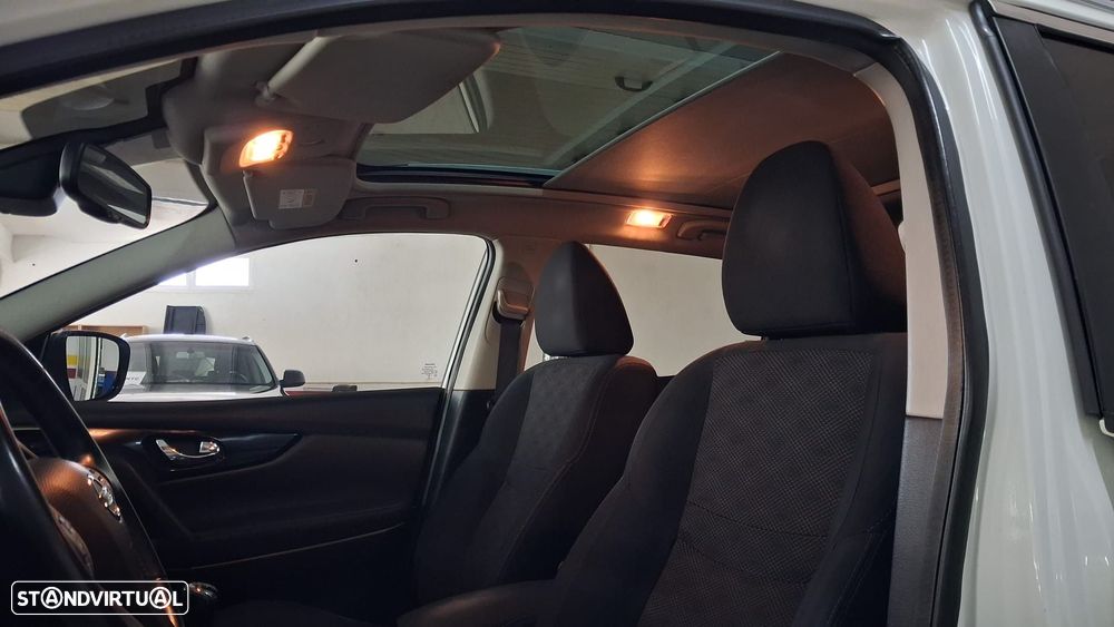 Nissan Qashqai 1.5 dCi N-Connecta 18 - 9