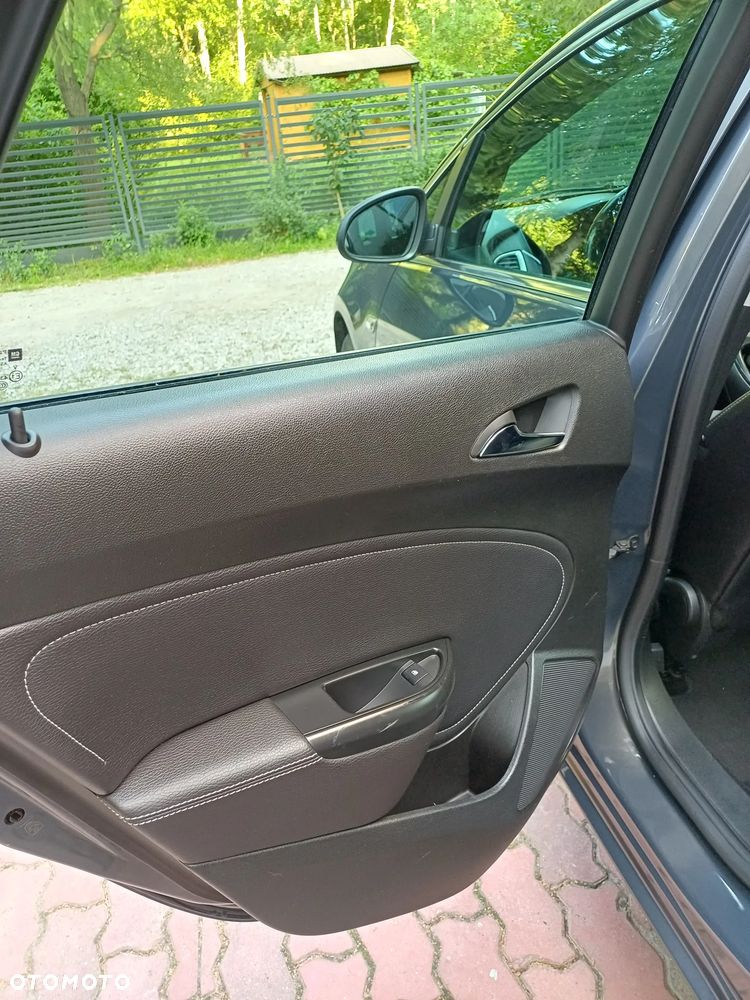 Opel Astra 1.6 CDTI Cosmo - 15