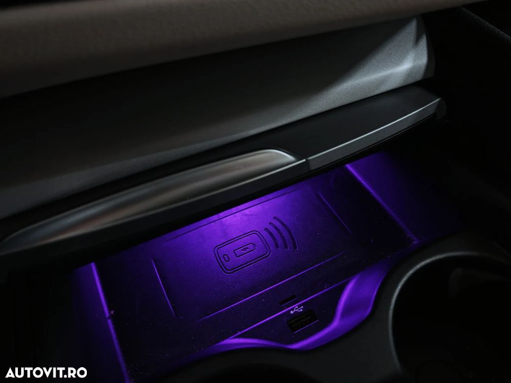 BMW Seria 5 530e Aut. - 29