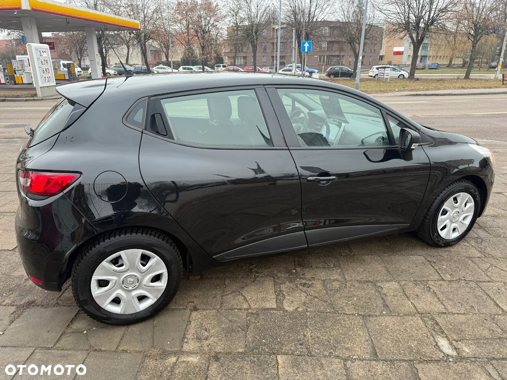 Renault Clio 1.2 16V 75 Experience - 14