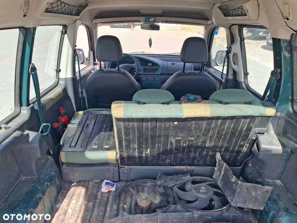 Citroen Berlingo I Peugeot Partner 1 Multispace silnik 1.9 D 51kW 70KM DW8 pompa wtryskowa Delphi R8448B371B skrzynia biegów drzwi maska klapa zderzak błotnik zielony KQAC maglownica belka mcperson sterownik panel moduł silniczek fotel szyba lusterko pompa przewód wąż kanapa wyświetlacz osłona mocowanie listwa felga zwrotnica lampa kokpit schowek stacyjka moduł komfortu bsi bsm boczek wentylator obudowa przewód alternator przekaźnik  mechanizm NA CZĘŚCI - 9