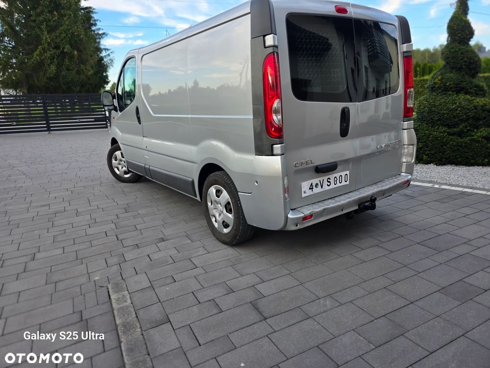 Opel Vivaro - 6