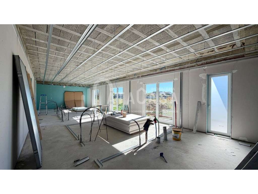 Moradia T3 Isolada Térrea Nova | Lote de 880 m² | A 8 km de Águeda - Grande imagem: 4/10