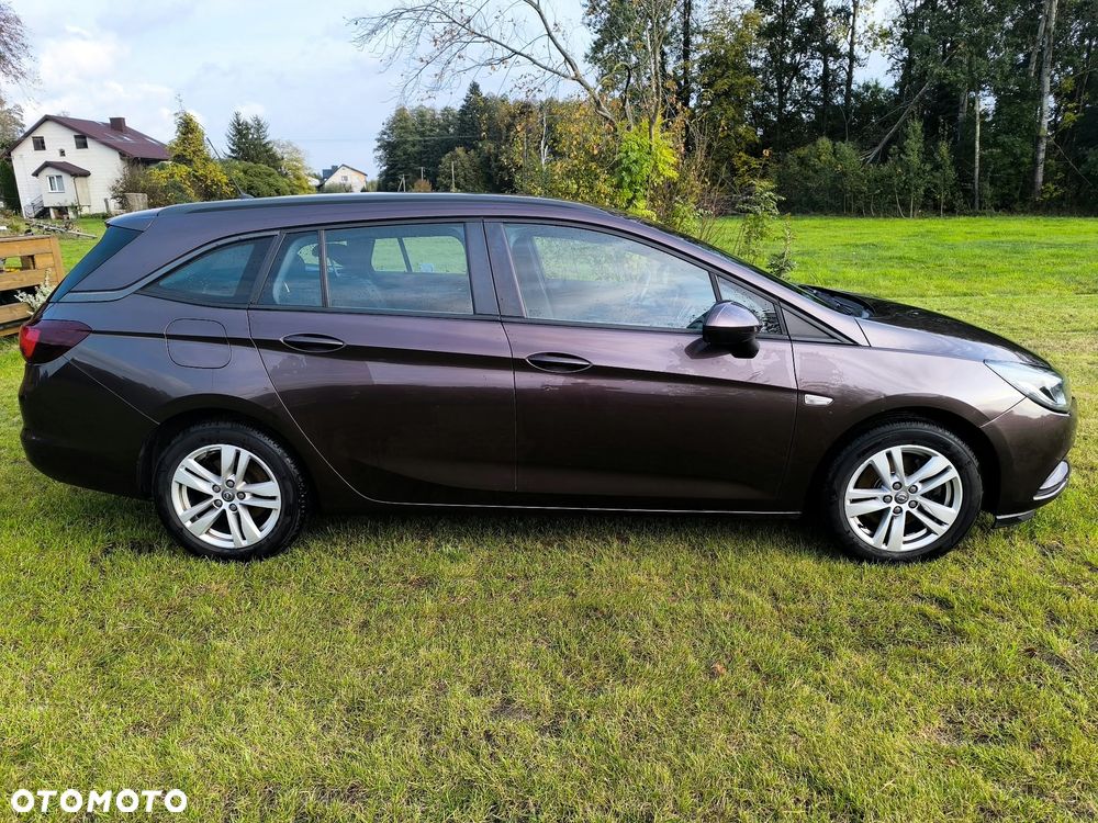 Opel Astra - 4