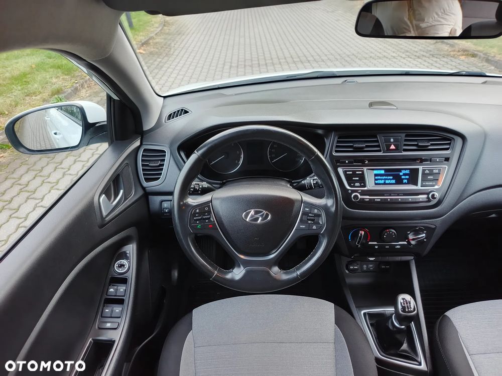 Hyundai i20 1.1 CRDi Style - 8