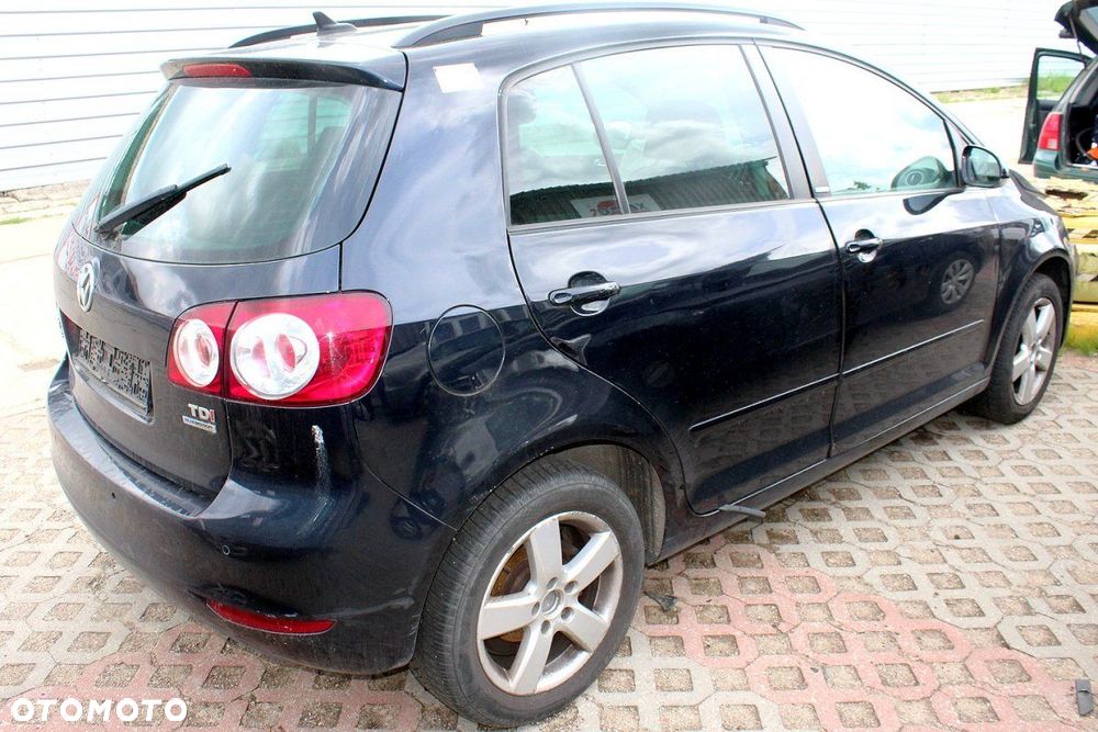 VW Golf Plus Lift 2011 1.6TDI CAYC Minivan (MASKA, ZDERZAK, LAMPA, BŁOTNIK, DRZWI, SZYBA, FOTEL) - 5