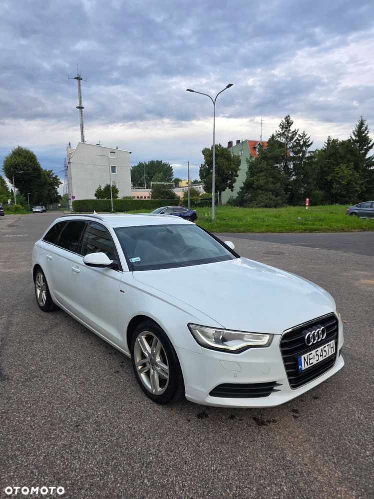 Audi A6 Avant - 1