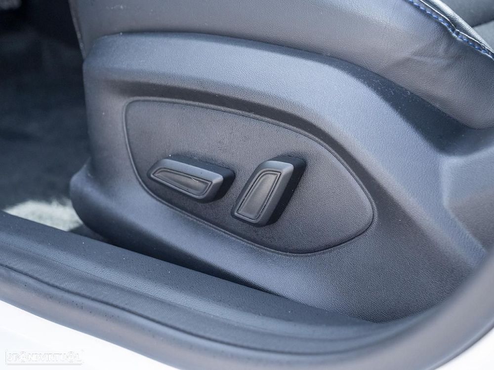 MG MG4 77 kWh Extended Range Luxury - 25