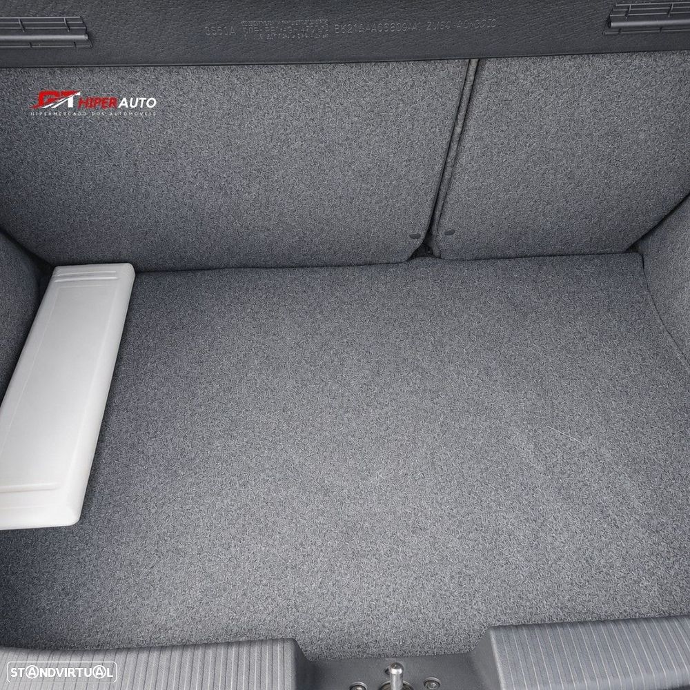 Ford Focus 1.6 Trend - 10