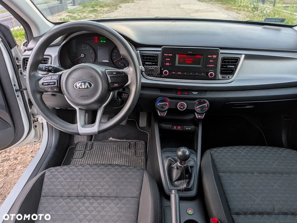 Kia Rio 1.2 M - 27