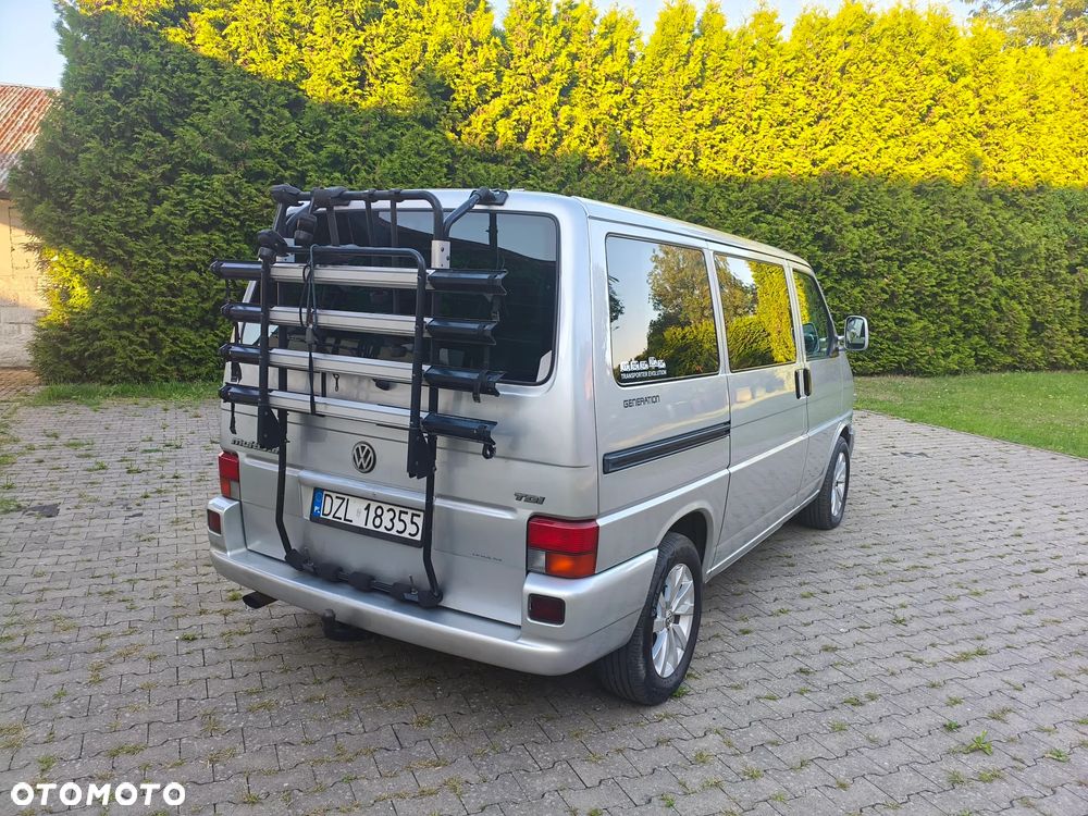 Volkswagen Multivan - 4