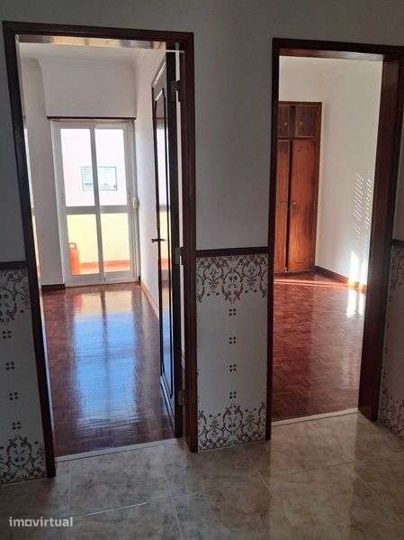QUARTOS para ARRENDAR  no centro de Alverca do Ribatejo - Grande imagem: 5/6